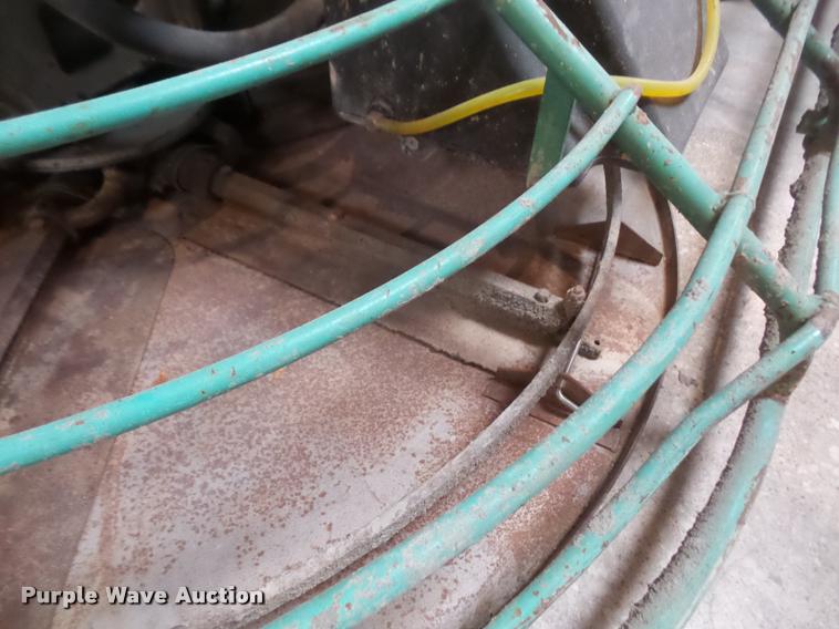 image for item DB0539 1999 Whiteman STH55JDTCSL power trowel