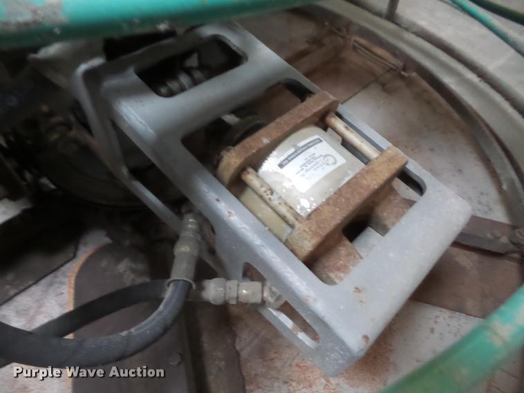 image for item DB0539 1999 Whiteman STH55JDTCSL power trowel