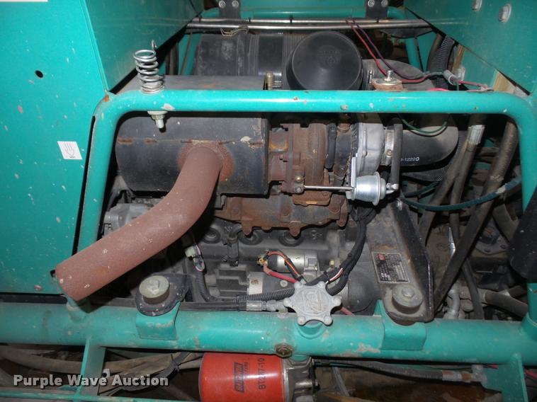 image for item DB0540 2005 Whiteman STX-55Y-6 power trowel