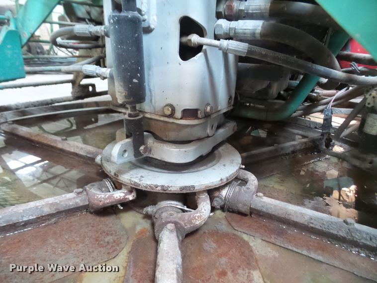 image for item DB0540 2005 Whiteman STX-55Y-6 power trowel