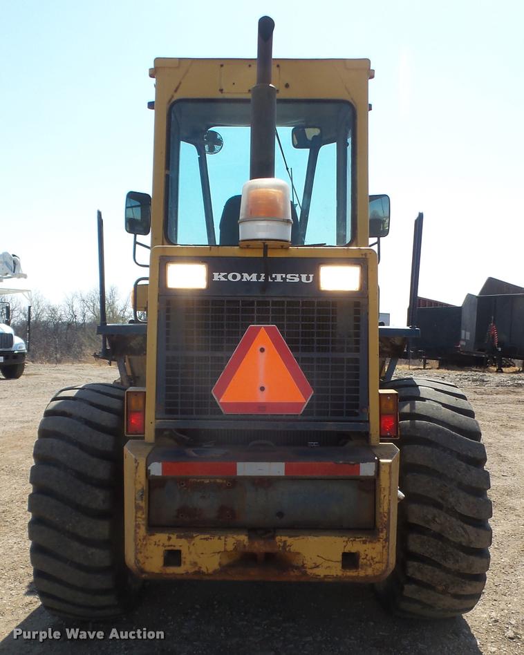 image for item DB0541 1987 Komatsu WA120 wheel loader