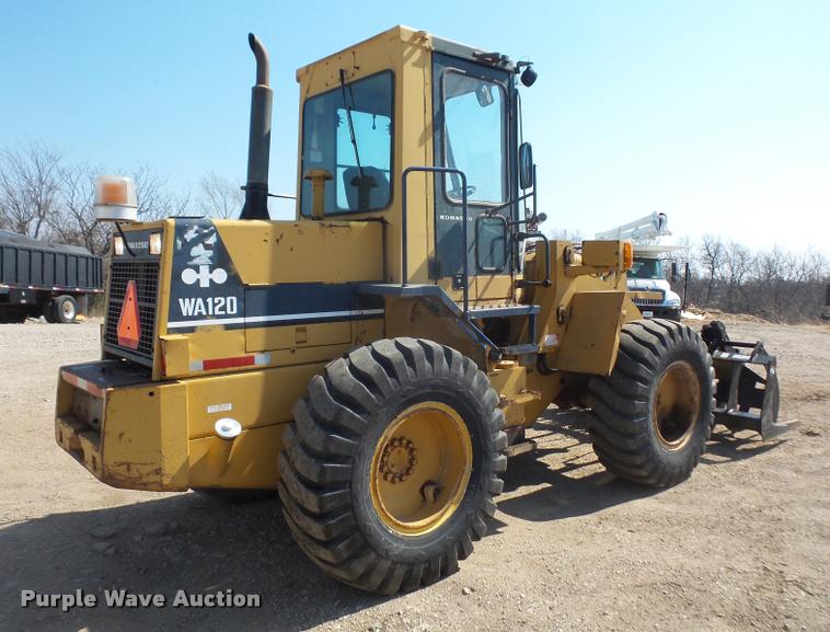 image for item DB0541 1987 Komatsu WA120 wheel loader