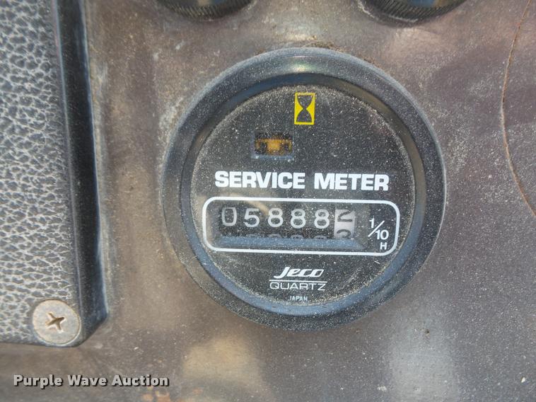 image for item DB0541 1987 Komatsu WA120 wheel loader