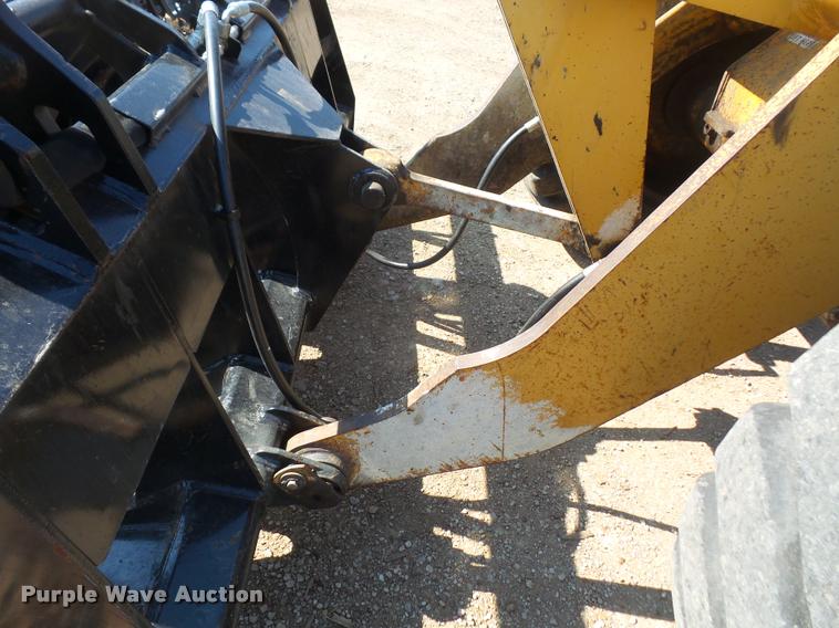 image for item DB0541 1987 Komatsu WA120 wheel loader