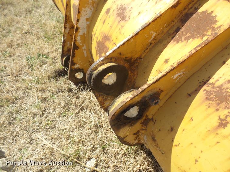 image for item DB0541 1987 Komatsu WA120 wheel loader