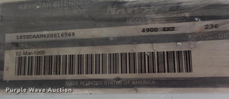 image for item DB0543 1999 International 4900 bucket / forestry truck