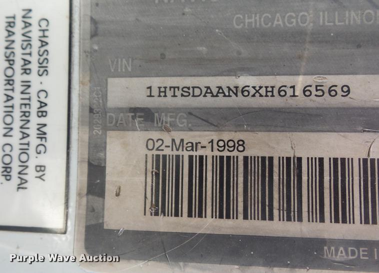 image for item DB0543 1999 International 4900 bucket / forestry truck