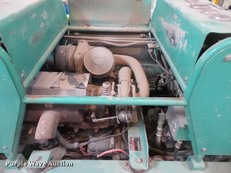 image for item DB0648 1998 Whiteman STH55TDTCSL power trowel