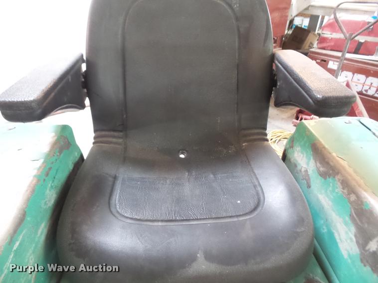 image for item DB0649 1999 Whiteman HTH38KDTCSL power trowel