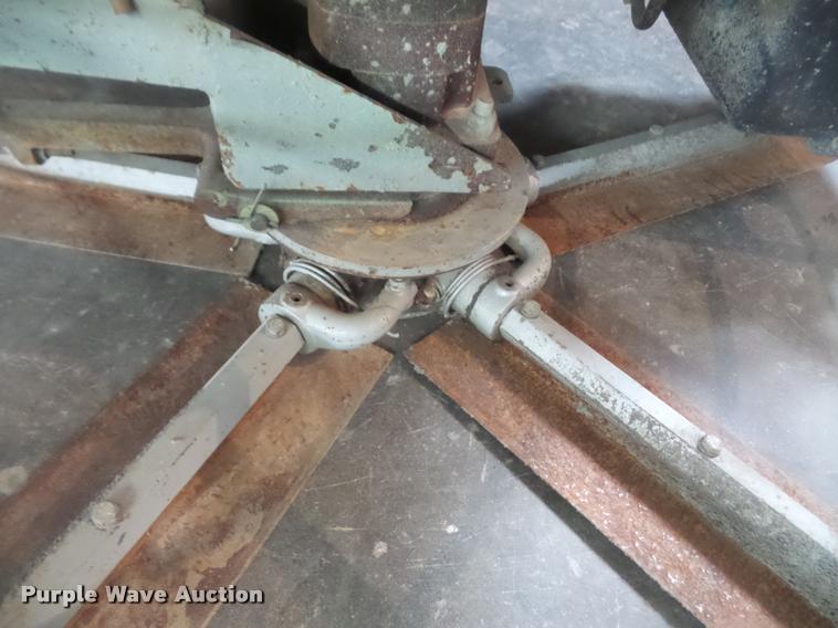 image for item DB0649 1999 Whiteman HTH38KDTCSL power trowel