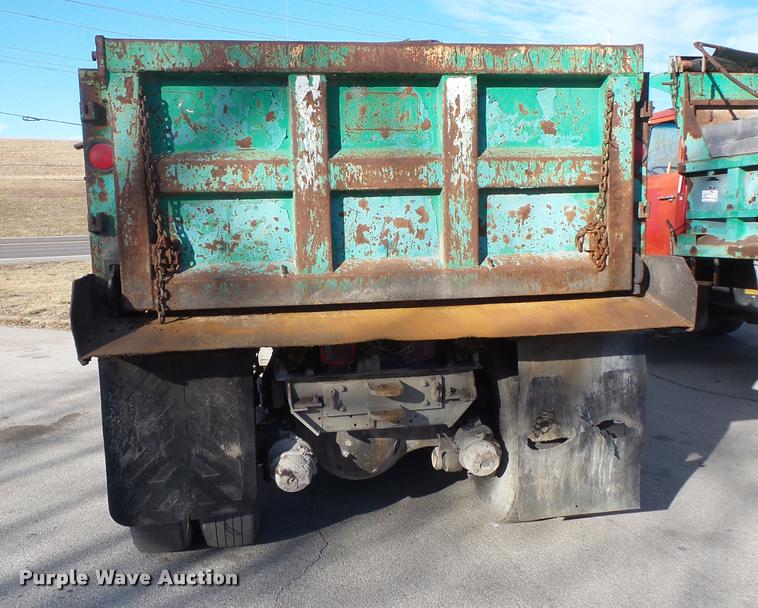 image for item DB1502 1991 Ford LT8000 dump truck