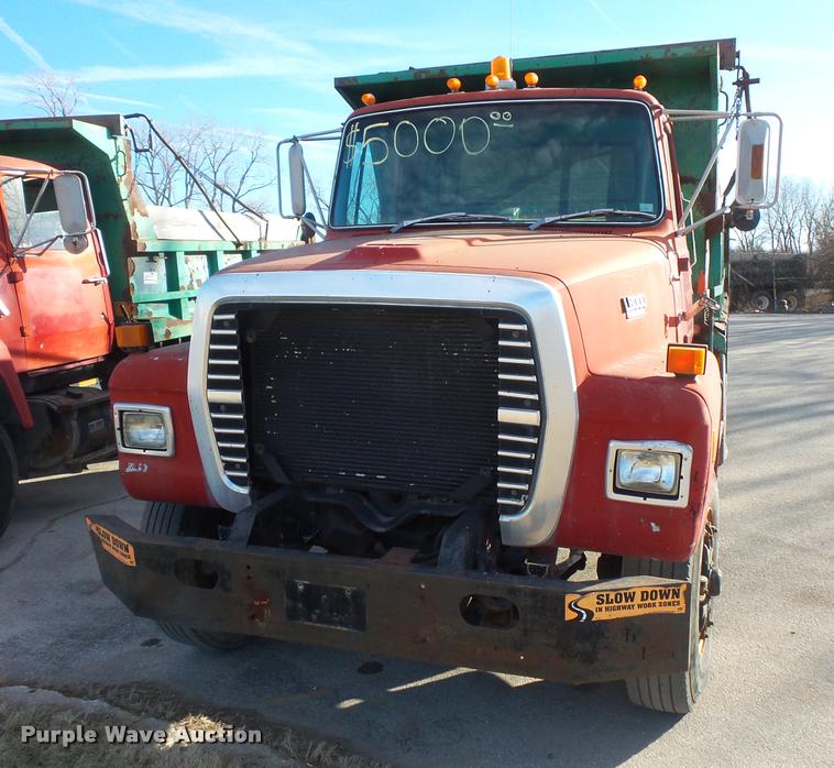 image for item DB1502 1991 Ford LT8000 dump truck
