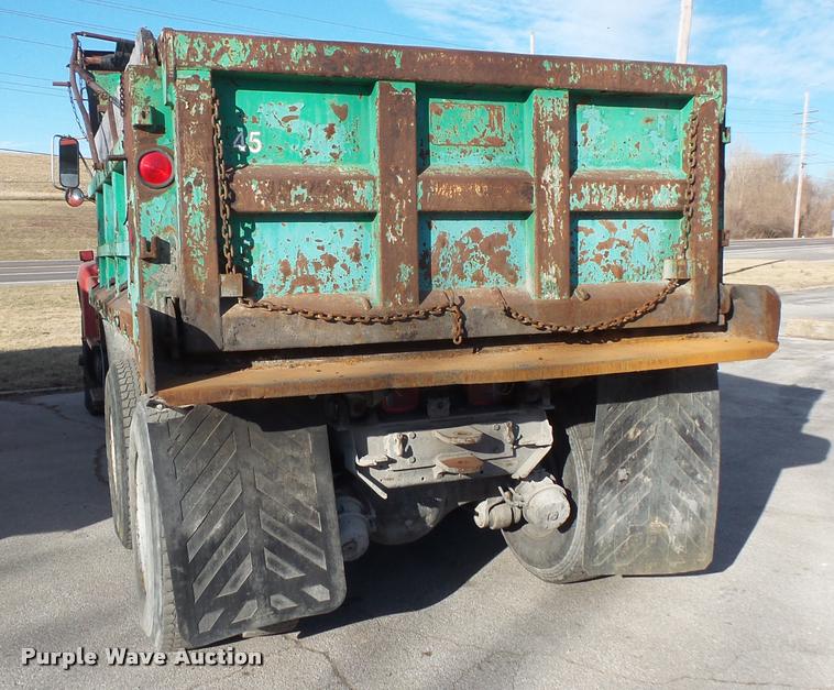 image for item DB1503 1991 Ford LT8000 dump truck