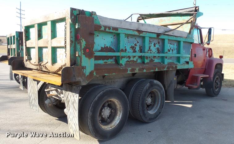 image for item DB1503 1991 Ford LT8000 dump truck