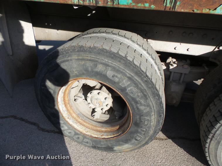image for item DB1503 1991 Ford LT8000 dump truck