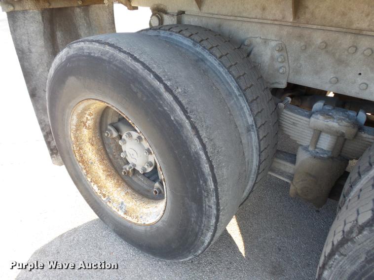 image for item DB1503 1991 Ford LT8000 dump truck