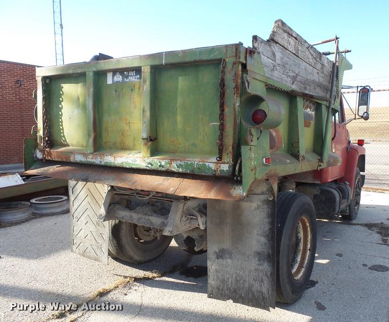 image for item DB1505 1987 International S1700 dump truck