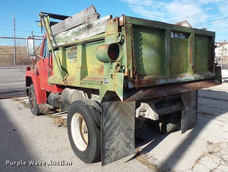 image for item DB1505 1987 International S1700 dump truck