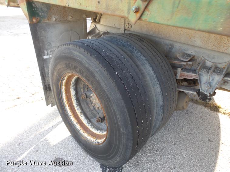 image for item DB1505 1987 International S1700 dump truck