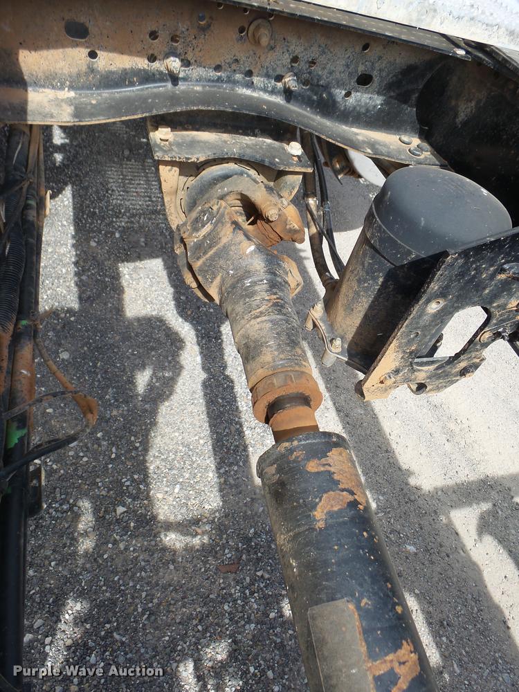 image for item DB2491 2006 Mack CHN613 semi truck