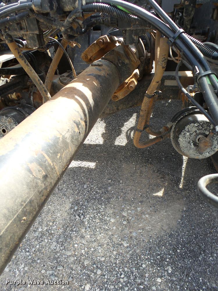 image for item DB2491 2006 Mack CHN613 semi truck