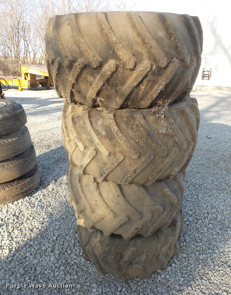 image for item DC9166 (4) 31x15.50-15 tires
