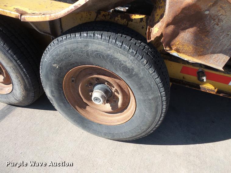 image for item DC9513 1999 Vermeer D7X11A Navigator directional drill and trailer