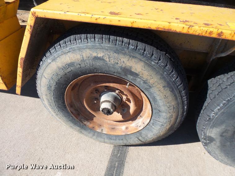 image for item DC9513 1999 Vermeer D7X11A Navigator directional drill and trailer