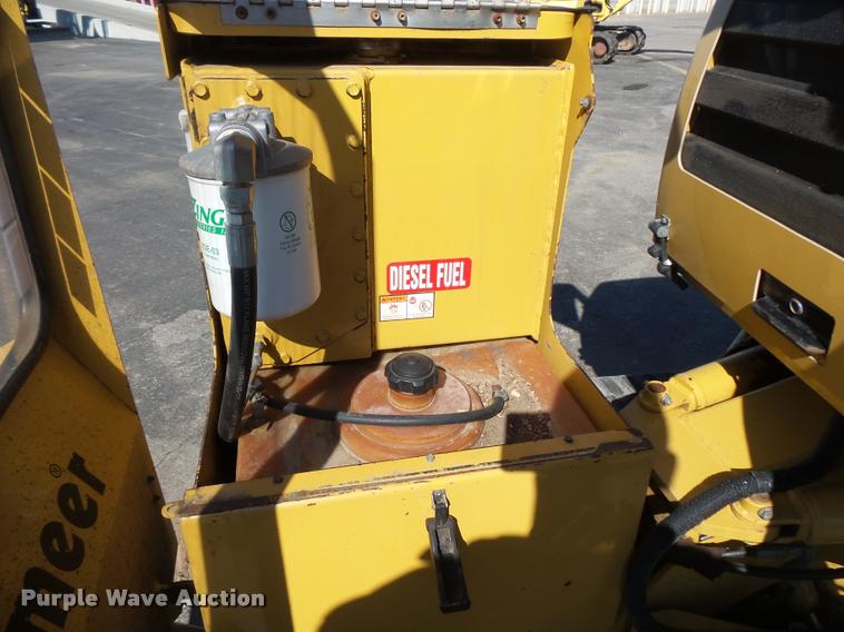 image for item DC9516 2006 Vermeer SC60TX stump grinder