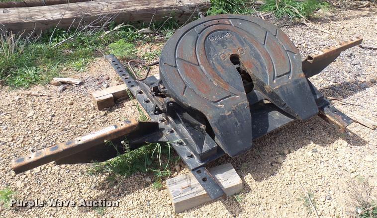 image for item DG9738 Holland sliding fifth wheel plate