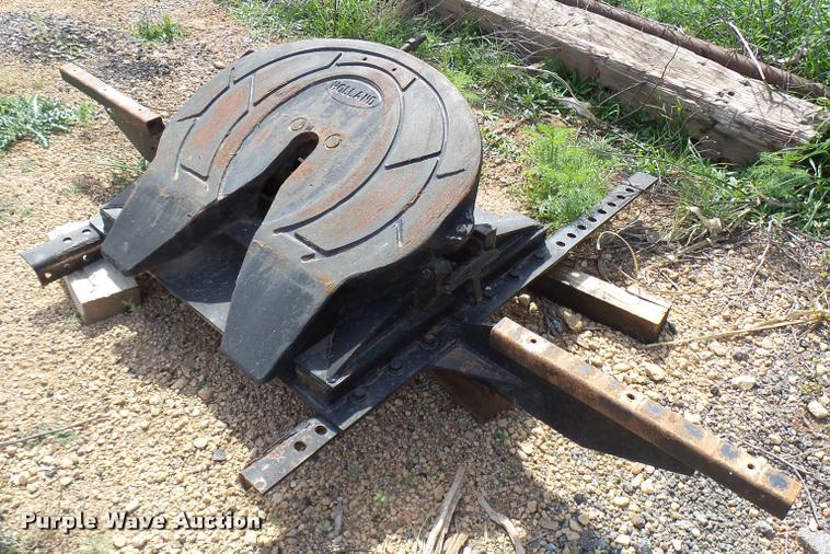 image for item DG9738 Holland sliding fifth wheel plate