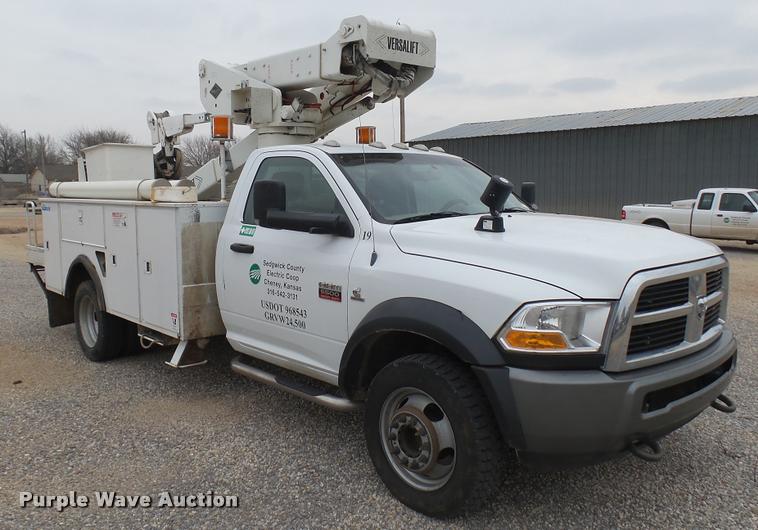 image for item DQ9844 2011 Dodge Ram 5500 XL bucket truck