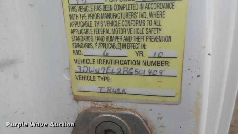 image for item DQ9844 2011 Dodge Ram 5500 XL bucket truck