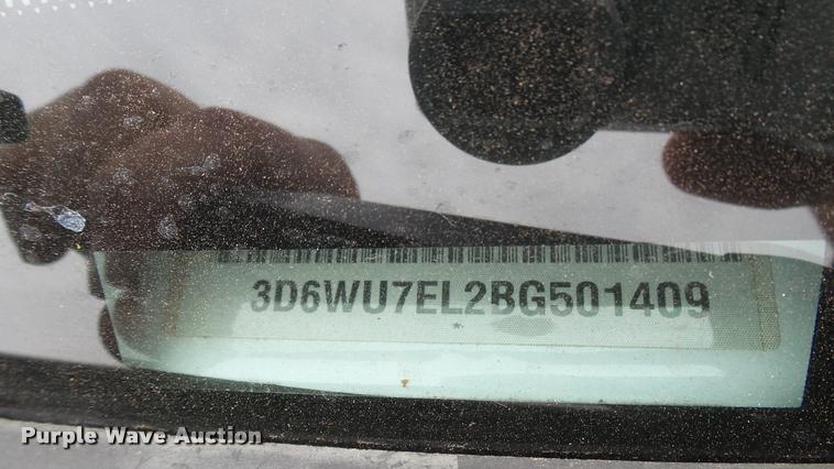 image for item DQ9844 2011 Dodge Ram 5500 XL bucket truck