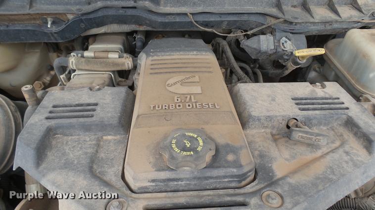 image for item DQ9844 2011 Dodge Ram 5500 XL bucket truck