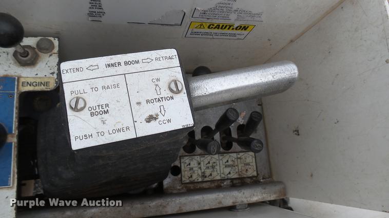 image for item DQ9844 2011 Dodge Ram 5500 XL bucket truck