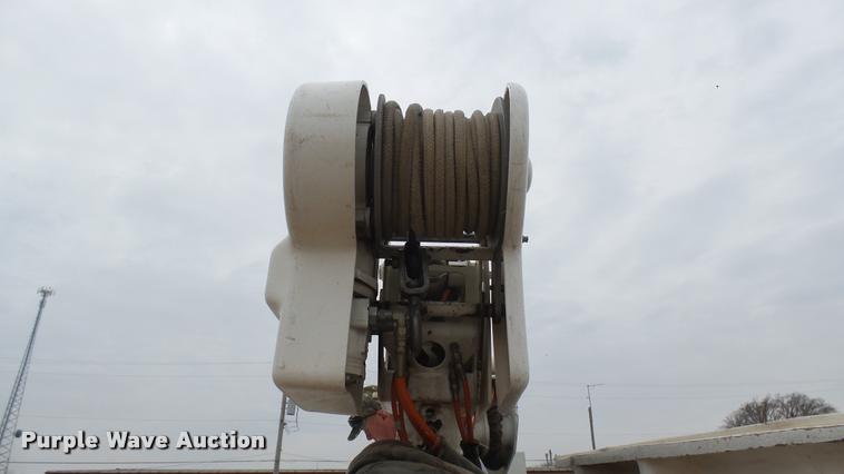 image for item DQ9844 2011 Dodge Ram 5500 XL bucket truck