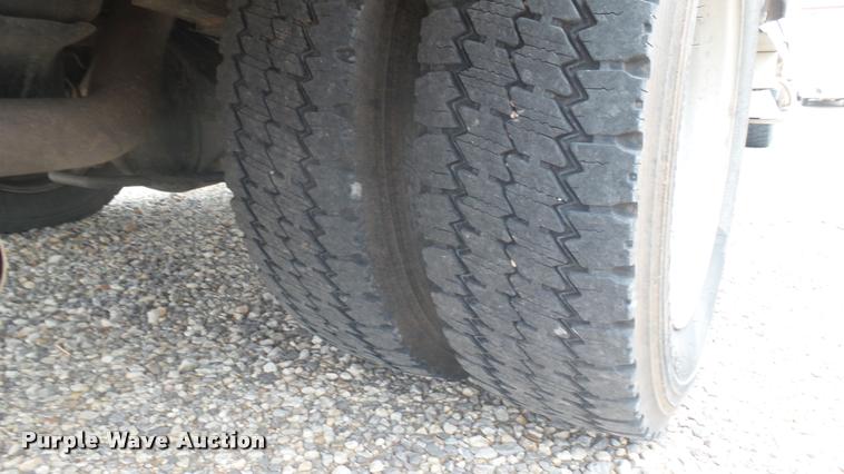 image for item DQ9844 2011 Dodge Ram 5500 XL bucket truck