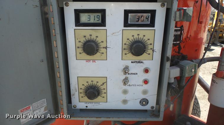 image for item DQ9912 1999 Crafco SS60 melter/applicator