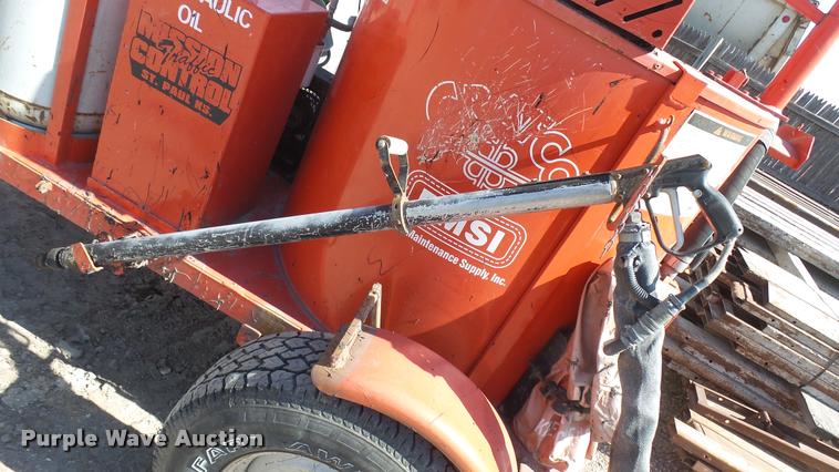 image for item DQ9912 1999 Crafco SS60 melter/applicator