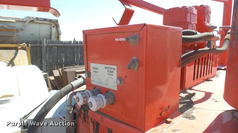 image for item DQ9912 1999 Crafco SS60 melter/applicator