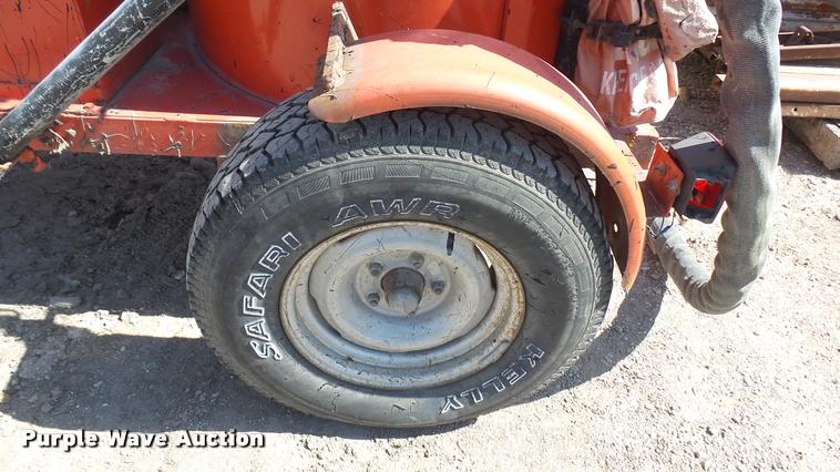 image for item DQ9912 1999 Crafco SS60 melter/applicator