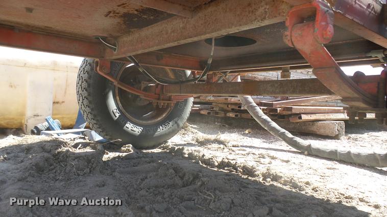 image for item DQ9912 1999 Crafco SS60 melter/applicator