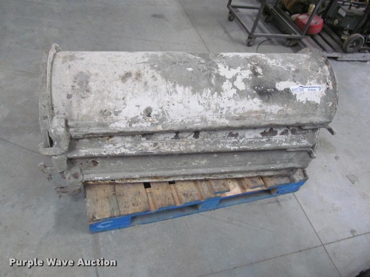 (4) concrete chute extensions in Leavenworth, KS Item DT9544 sold
