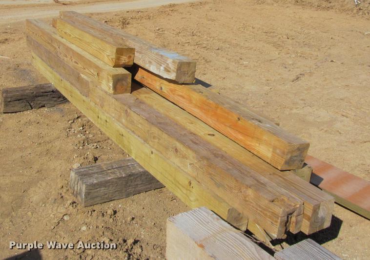 image for item DT9611 6" x 6" timbers