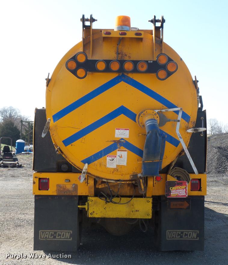 image for item J1551 1999 International 2554 vacuum truck