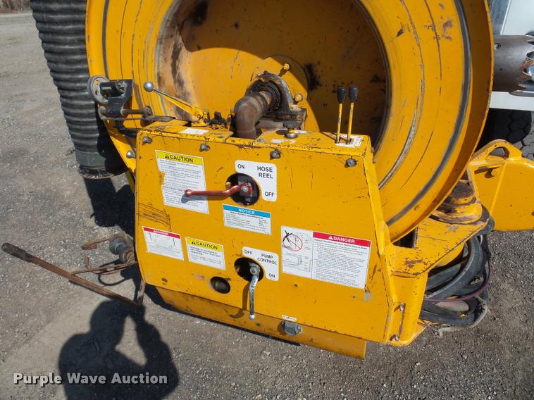 image for item J1551 1999 International 2554 vacuum truck