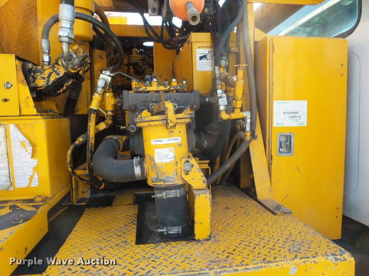 image for item J1551 1999 International 2554 vacuum truck