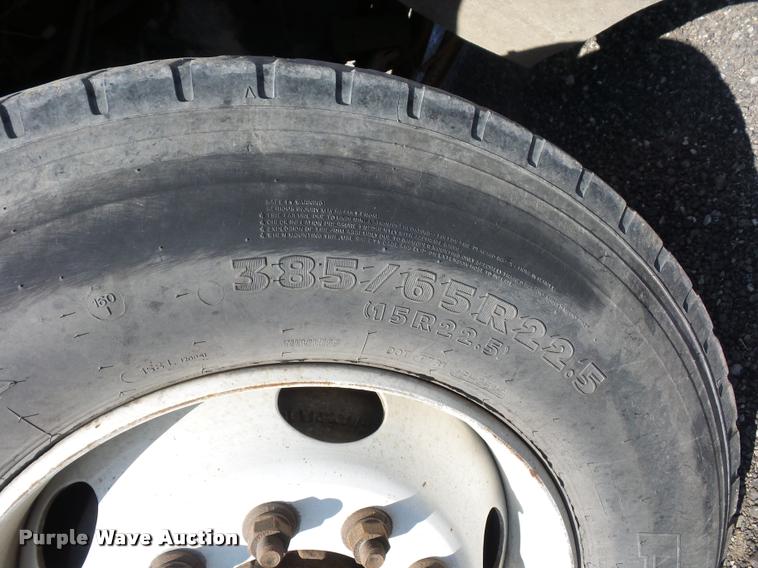 image for item J1551 1999 International 2554 vacuum truck