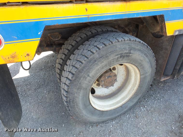 image for item J1551 1999 International 2554 vacuum truck